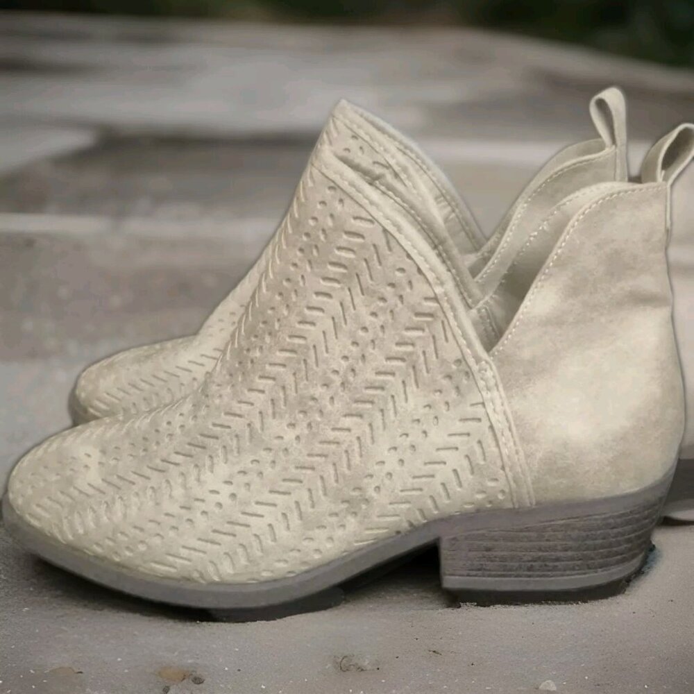 Serra Ankle Bootie Womens Size 8 Brown Textured Block Heel Almond Toe Slip On